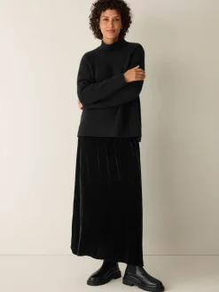 Cashmere Silk Boucle Bliss Turtleneck Top