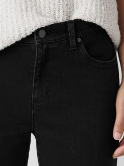 Cotton Stretch Denim Slim Jean