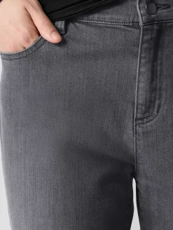 Cotton Stretch Denim Slim Jean