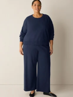 Garment-Dyed Organic Cotton Terry Cropped Box-Top
