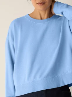Garment-Dyed Organic Cotton Terry Cropped Box-Top