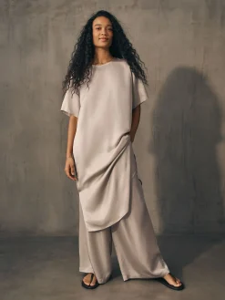 Lightweight Satin Shimmer Full-Length Wide Pant