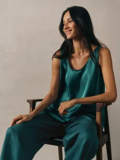 Lightweight Satin Shimmer Scoop Neck Tank