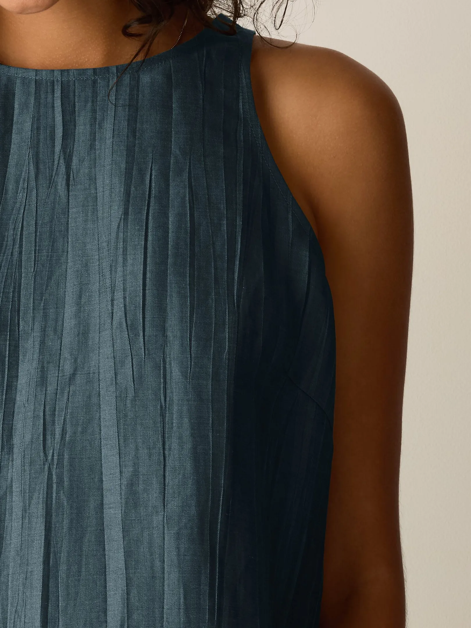 Linen Sheen Halter Neck Top