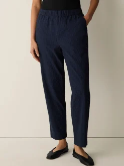 Organic Cotton Pucker Check Tapered Pant