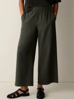 Organic Cotton Pucker Wide-Leg Pant