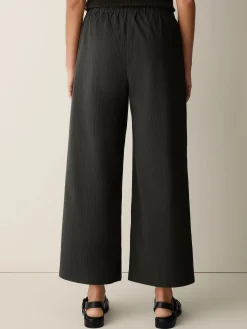 Organic Cotton Pucker Wide-Leg Pant