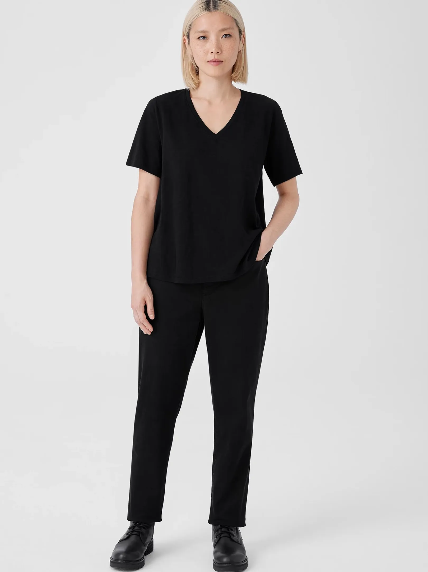 Organic Cotton Slubby Jersey V-Neck Tee