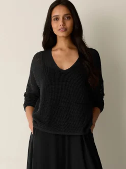 Organic Linen Cotton V-Neck Box-Top