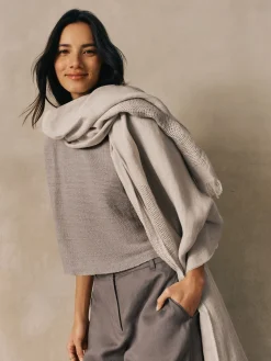 Organic Linen Délavé Square Top