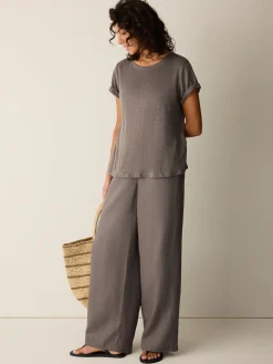 Organic Linen Jersey Crew Neck Tee