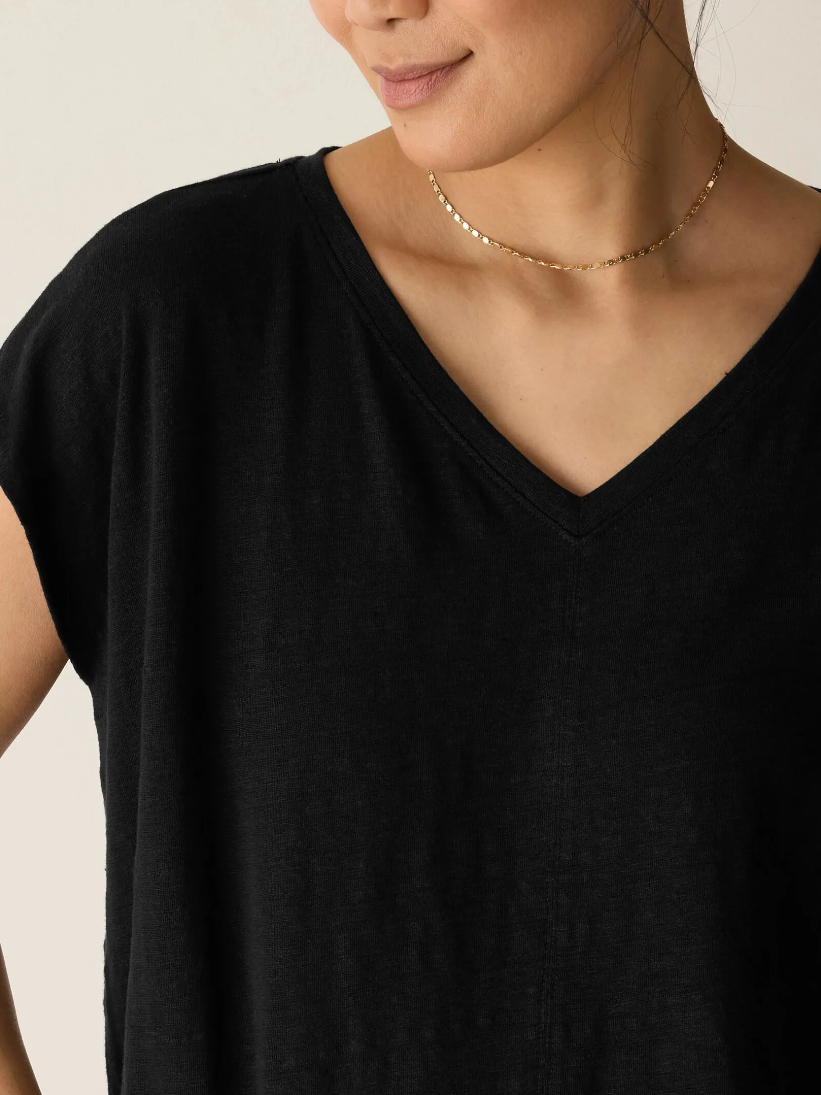 Organic Linen Jersey V-Neck Tee
