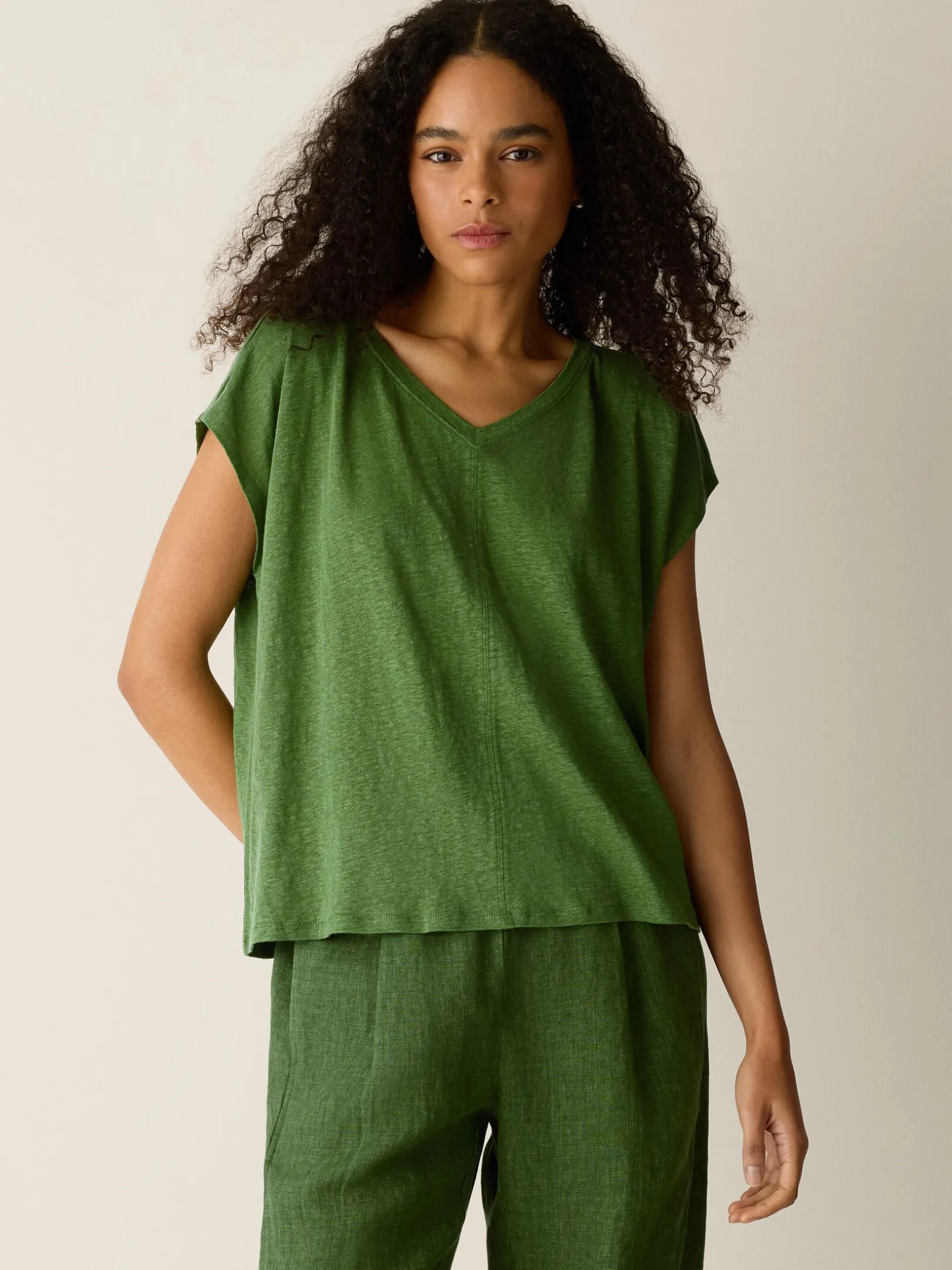 Organic Linen Jersey V-Neck Tee