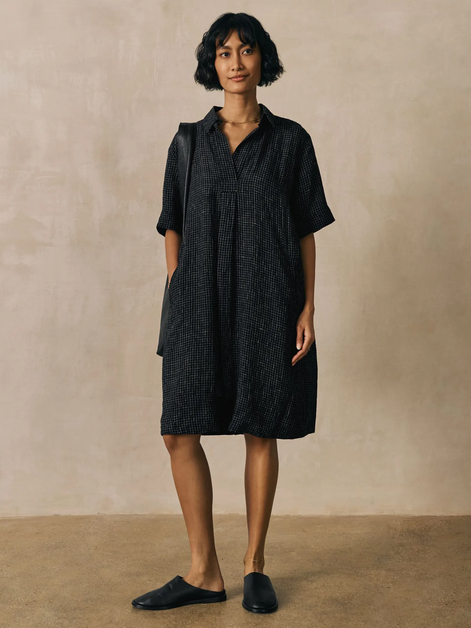 Puckered Organic Linen Grid Classic Collar Dress