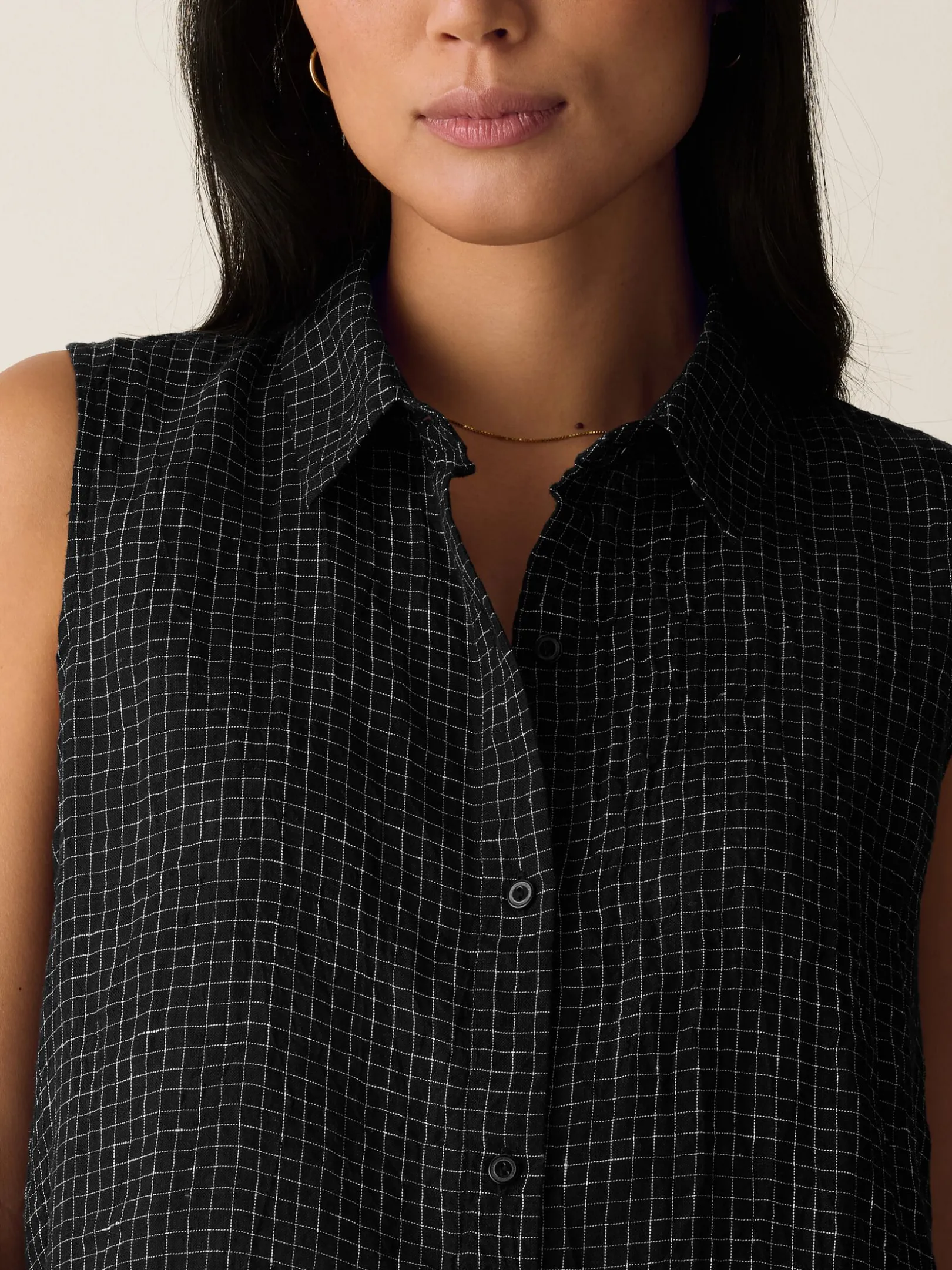 Puckered Organic Linen Grid Sleeveless Shirt
