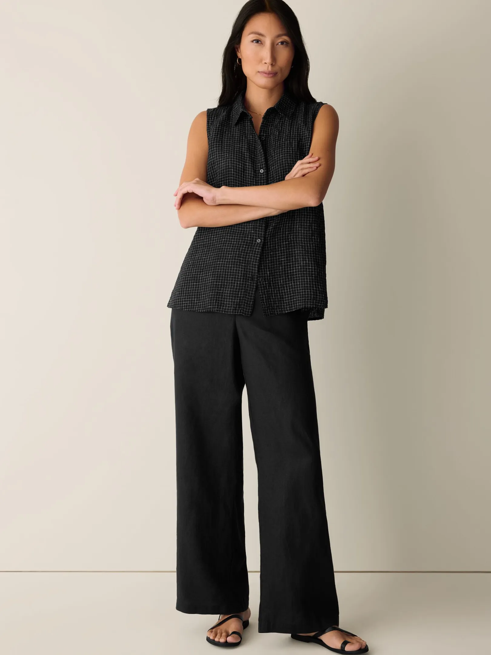 Puckered Organic Linen Grid Sleeveless Shirt
