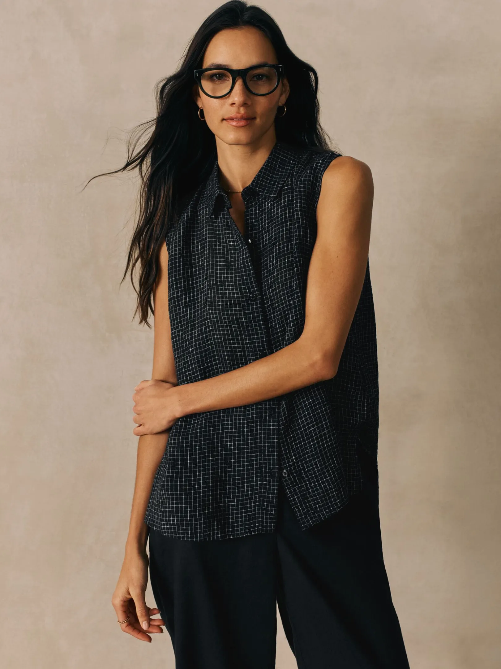 Puckered Organic Linen Grid Sleeveless Shirt