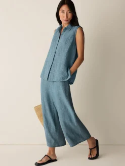 Puckered Organic Linen Grid Sleeveless Shirt
