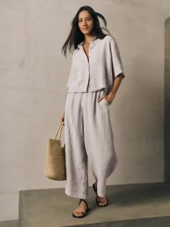 Puckered Organic Linen Stripe Elbow-Sleeve Shirt