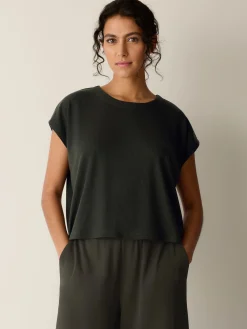 Ribbed Knit Crew Neck Top