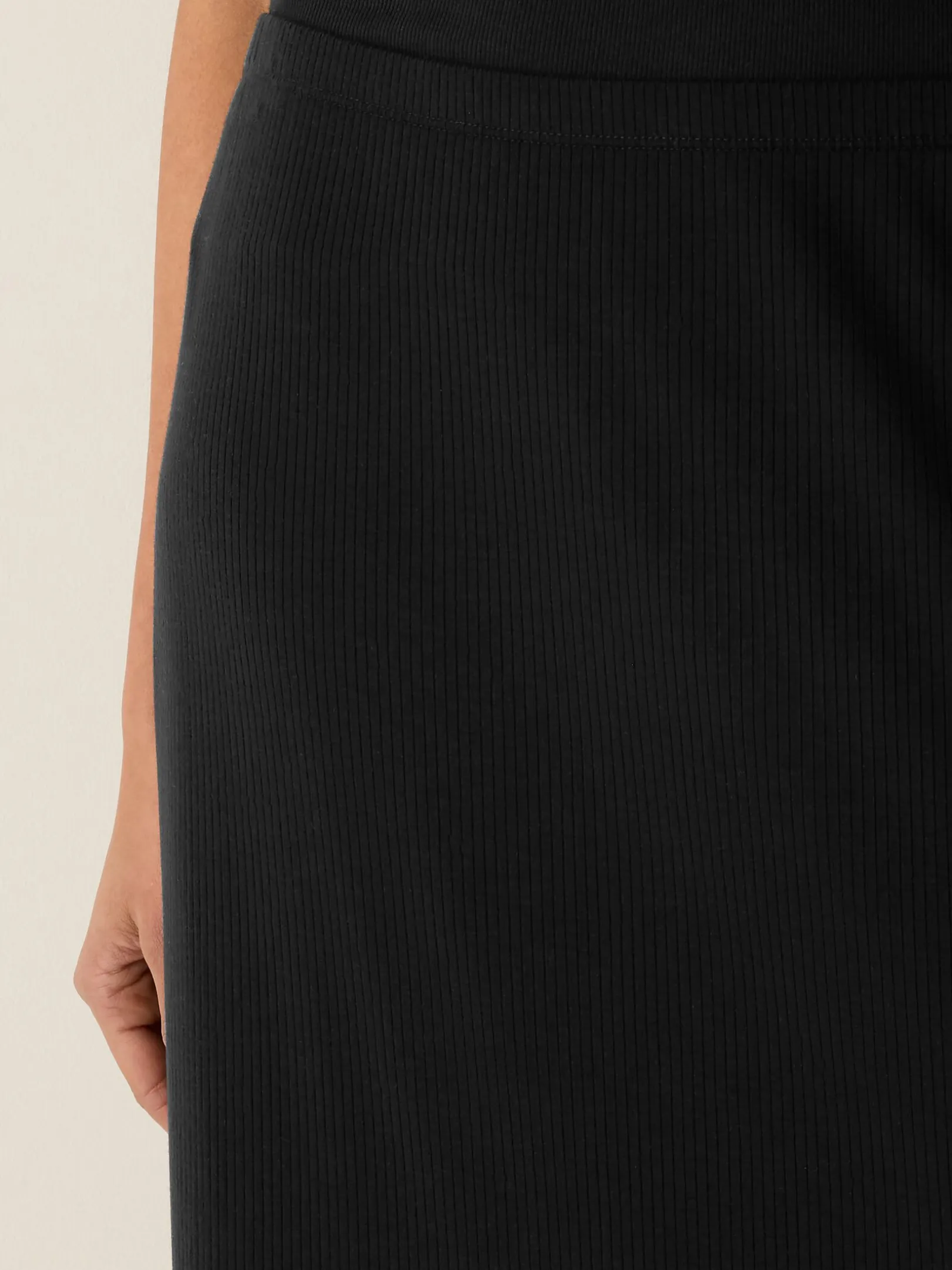 Ribbed Knit Skirt