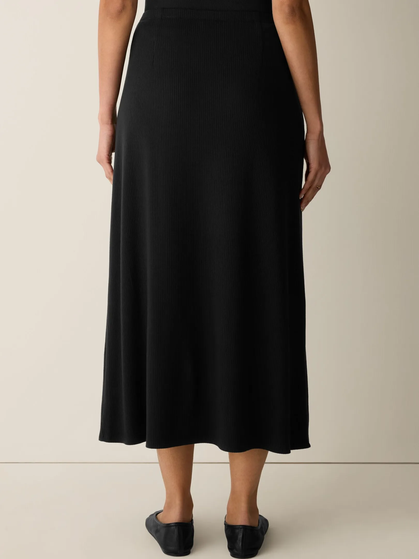 Ribbed Knit Skirt