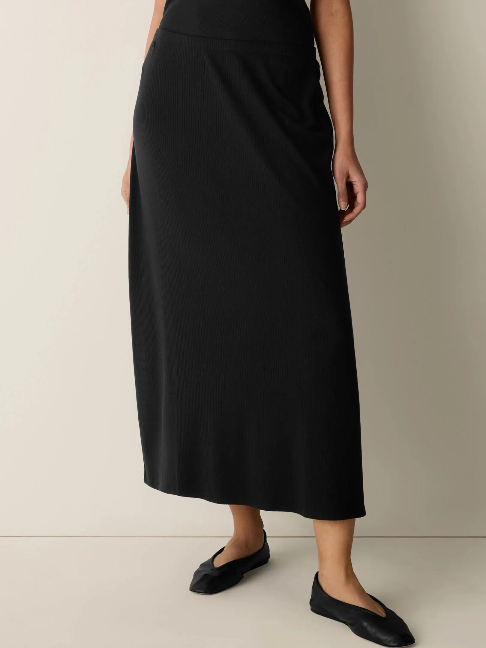 Ribbed Knit Skirt