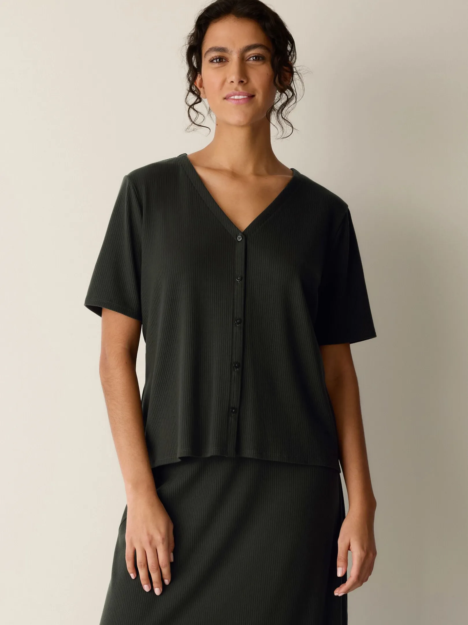 Ribbed Knit V-Neck Top