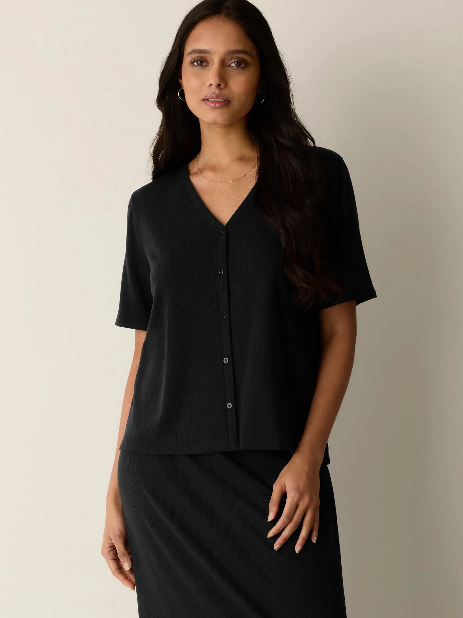 Ribbed Knit V-Neck Top