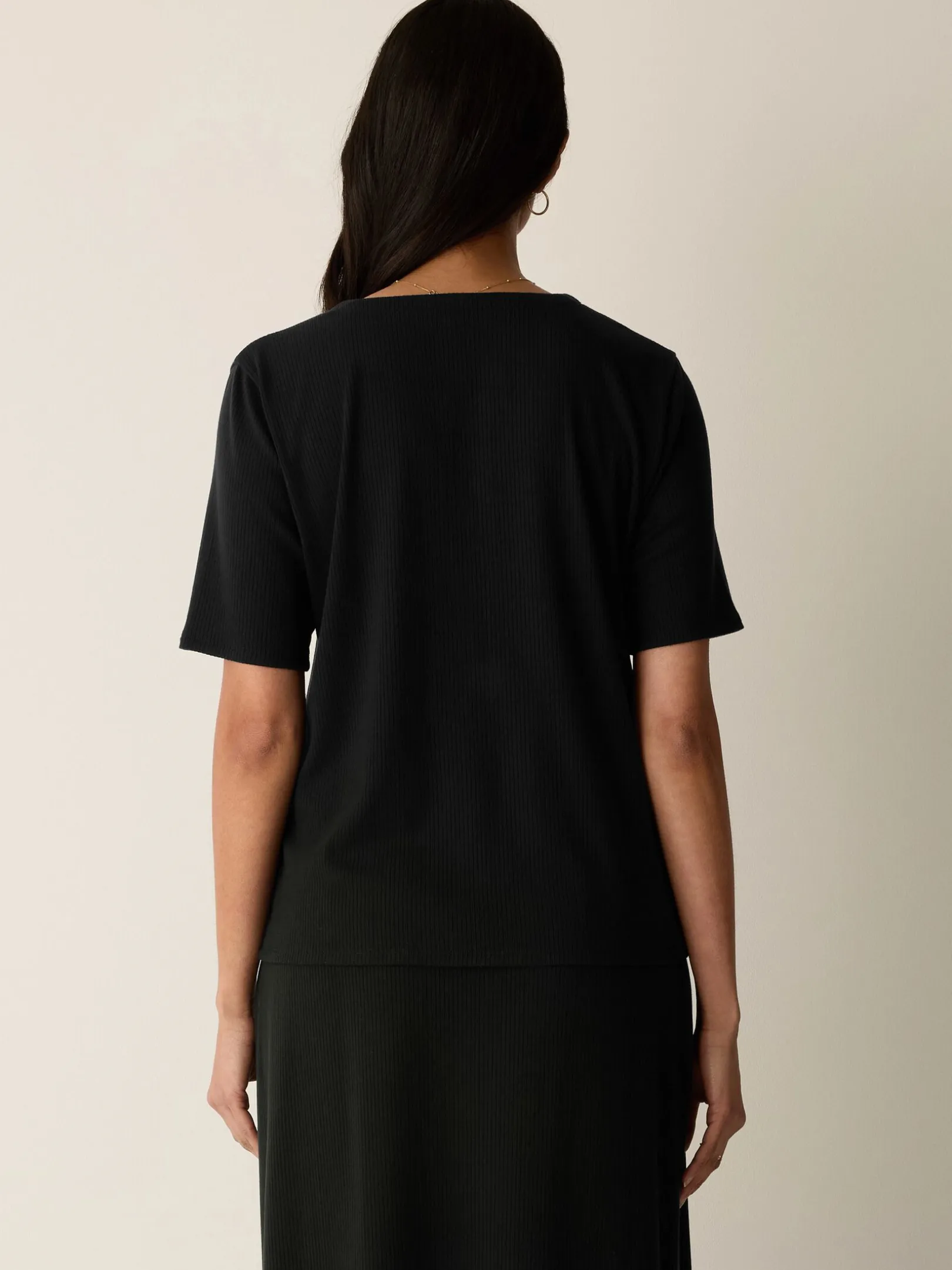 Ribbed Knit V-Neck Top
