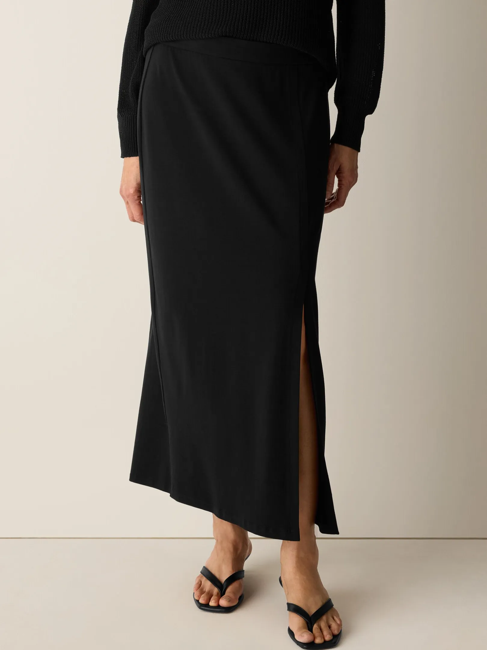 Stretch Jersey Knit Straight Skirt