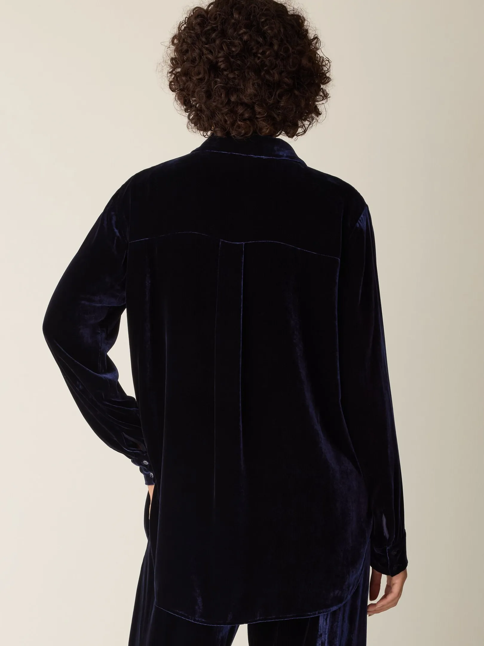 Velvet Classic Collar Shirt