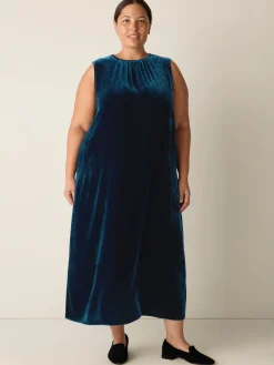 Velvet Round Neck Dress