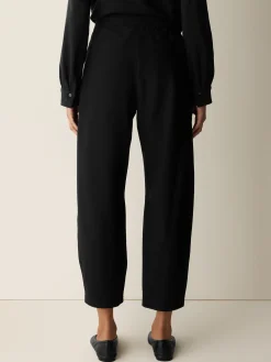 Washable Stretch Crepe Arch Pant