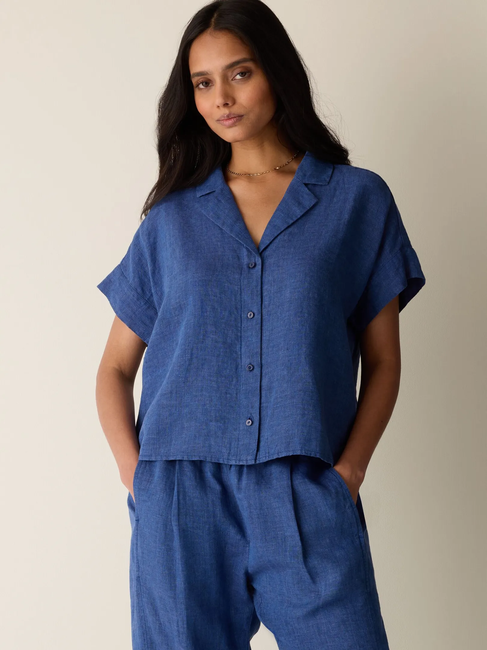 Washed Organic Linen Délavé Notch Collar Shirt