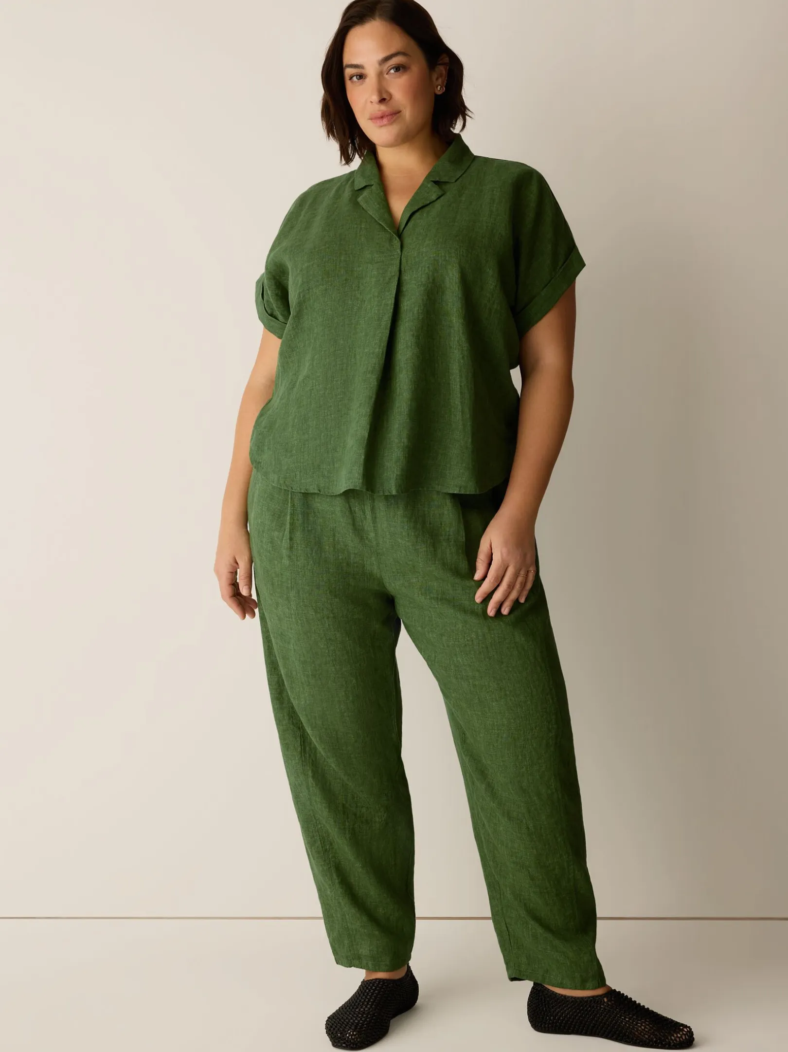 Washed Organic Linen Délavé Notch Collar Top