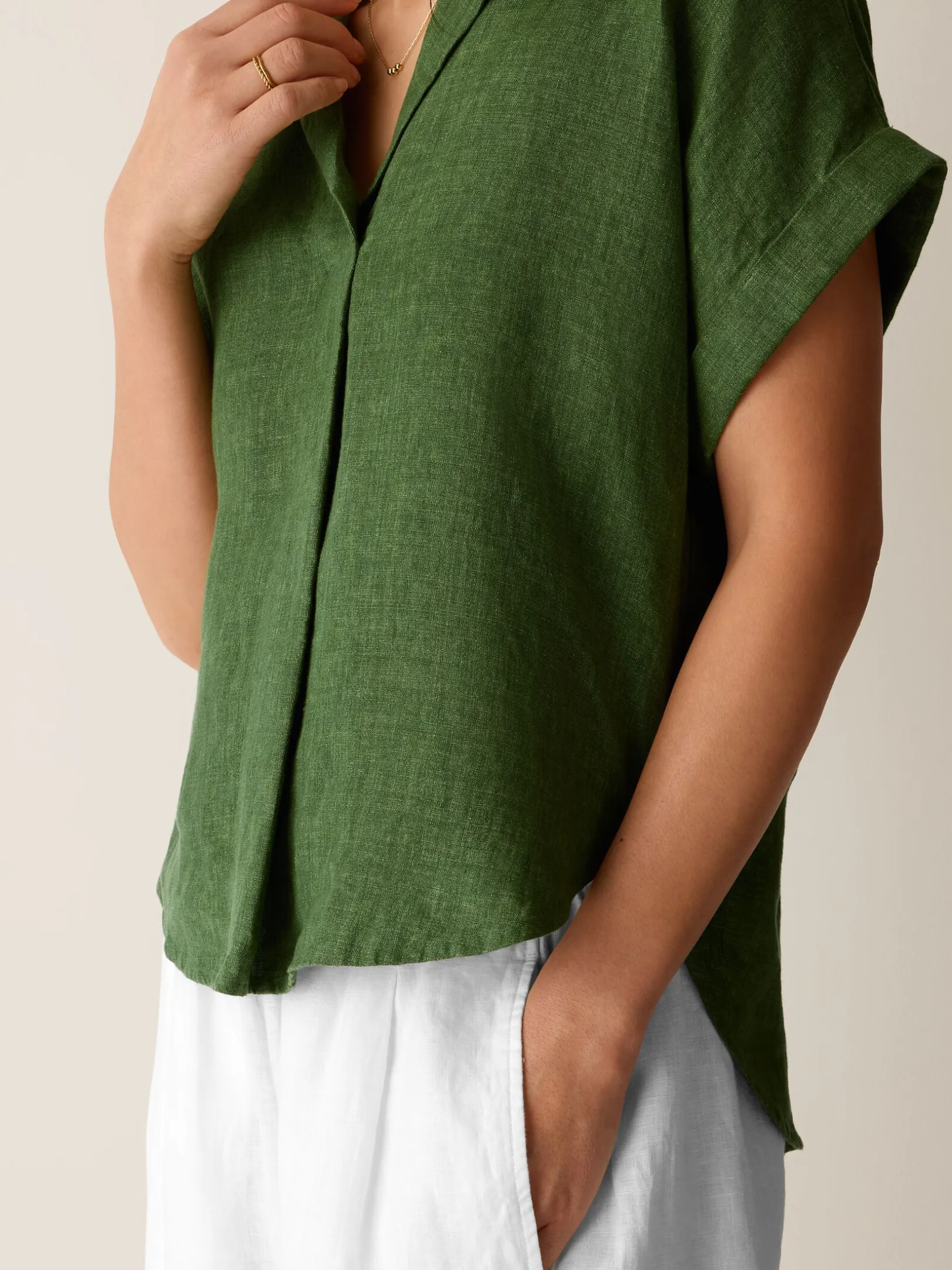 Washed Organic Linen Délavé Notch Collar Top