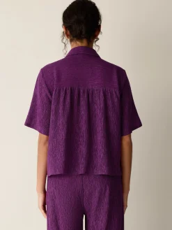 Woven Plissé Notch Collar Shirt