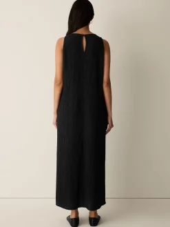 Woven Plissé Round Neck Dress