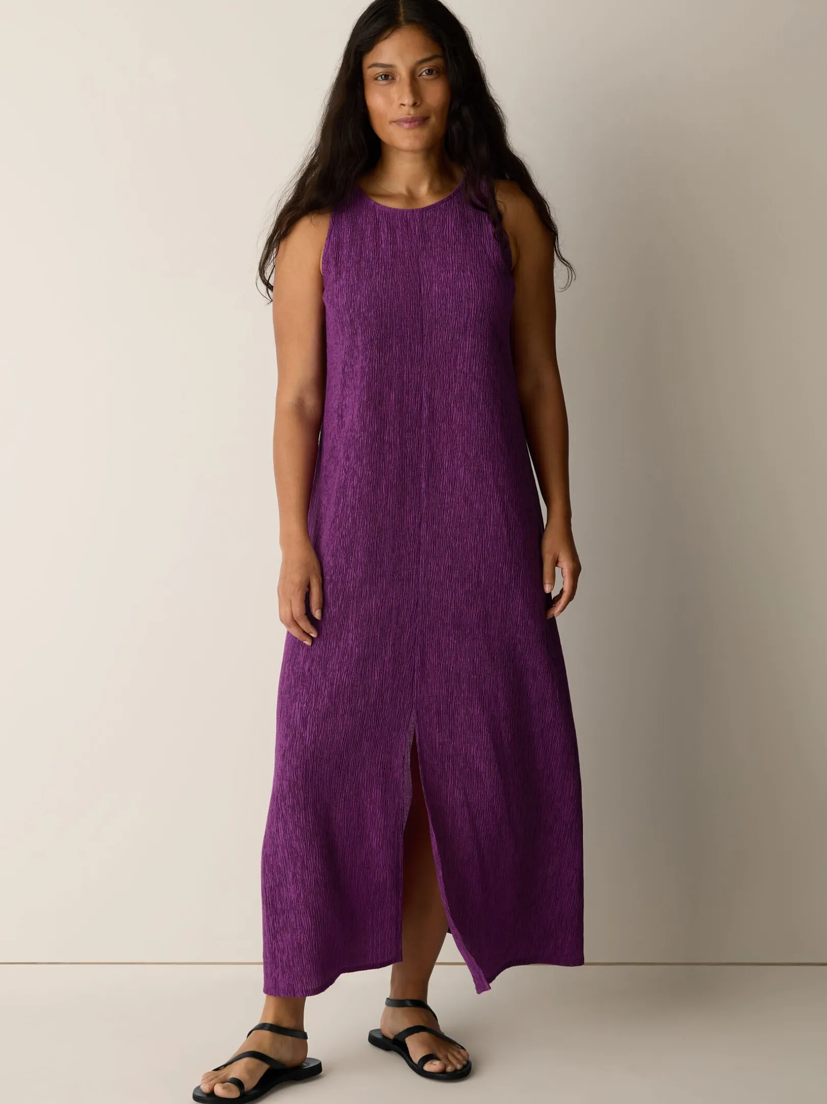 Woven Plissé Round Neck Dress