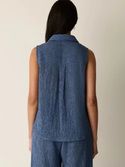 Woven Plissé Sleeveless Shirt