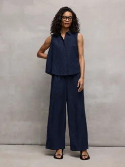 Woven Plissé Wide-Leg Pant